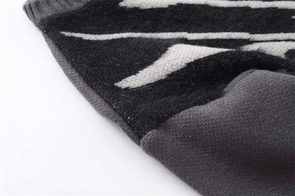 2402150823430326100-1 Loose Cool Idle Style Knitwear For Men And Women