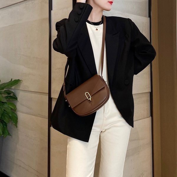 0b804e91-95cd-4b39-9009-7b54724c1c97.jpg Advanced Design Sense Niche Lock Cowhide Saddle Bag