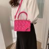 aef572fd-e540-4391-8917-5f48a6ca415b_fine.jpg Women's Diamond Fashion Solid Color Shoulder Bag