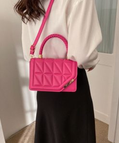 aef572fd-e540-4391-8917-5f48a6ca415b_fine.jpg Women's Diamond Fashion Solid Color Shoulder Bag